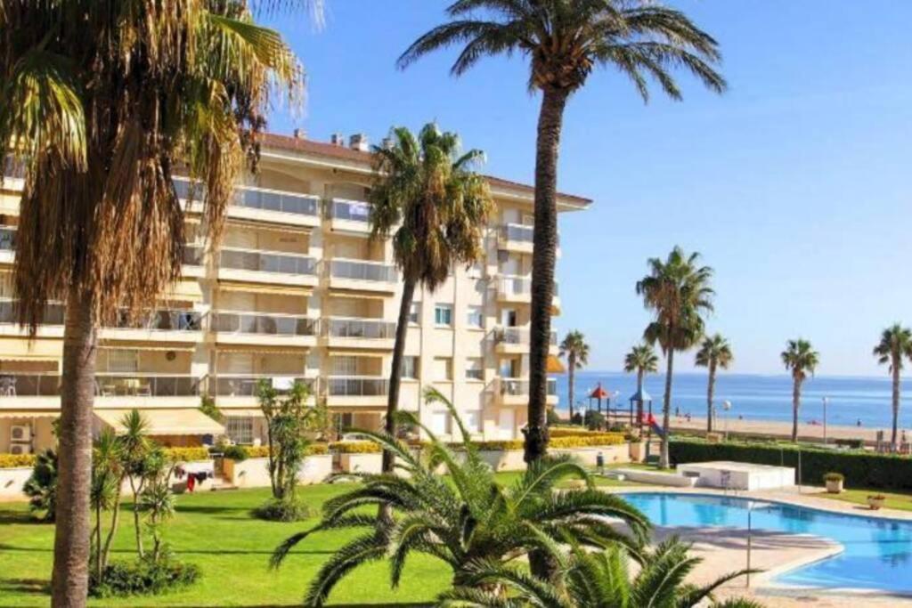 Apartment New! Modern Right On The Beach! Miami Playa